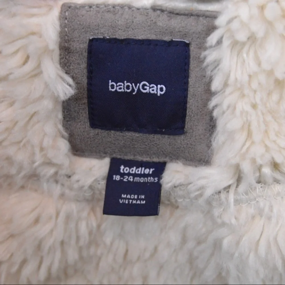 Baby GAP 18-24 Months Faux‎ Suede 2-Button Sherpa Lined Jacket/Coat